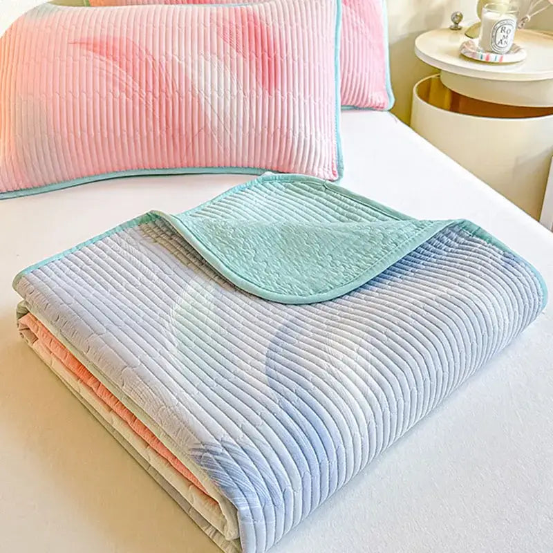 Pink Mint Gradient Bedspread