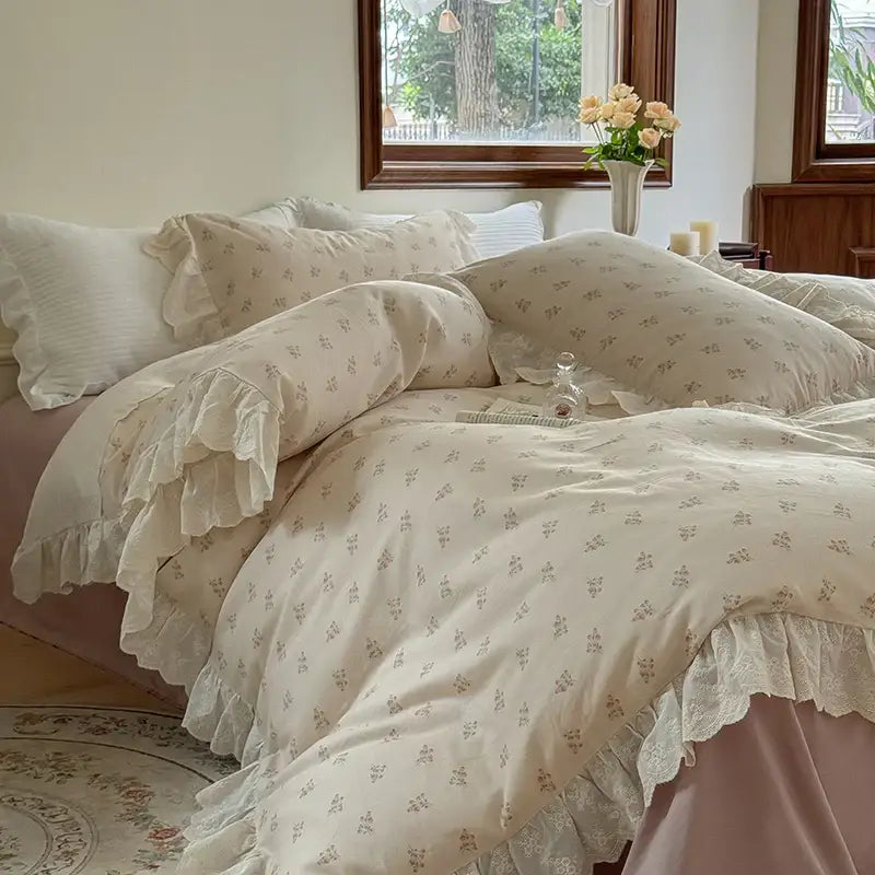 Cream Lace Ruffles Bedding