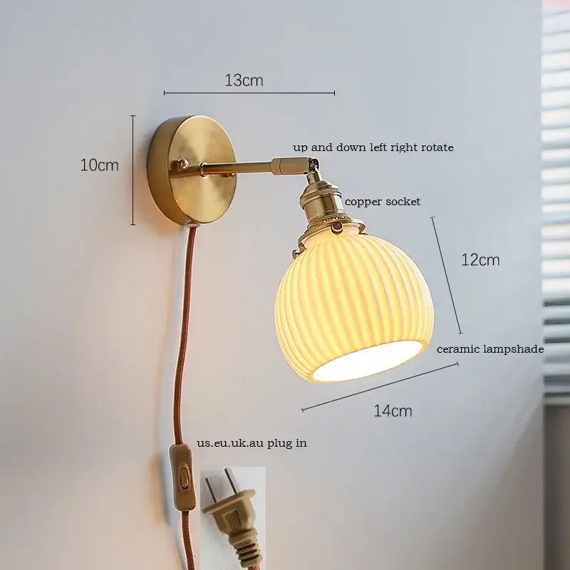 Gold Ruffled Ceramic Sconce
