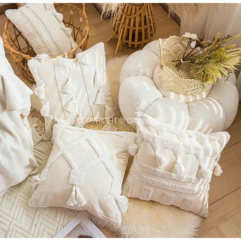 Cream Tufted Cushion Case