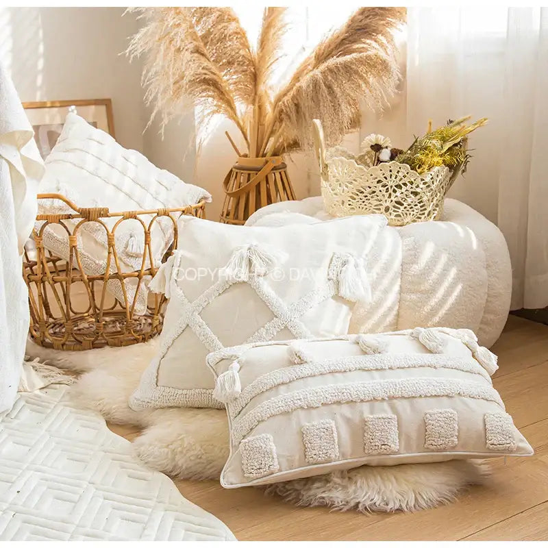Cream Tufted Cushion Case