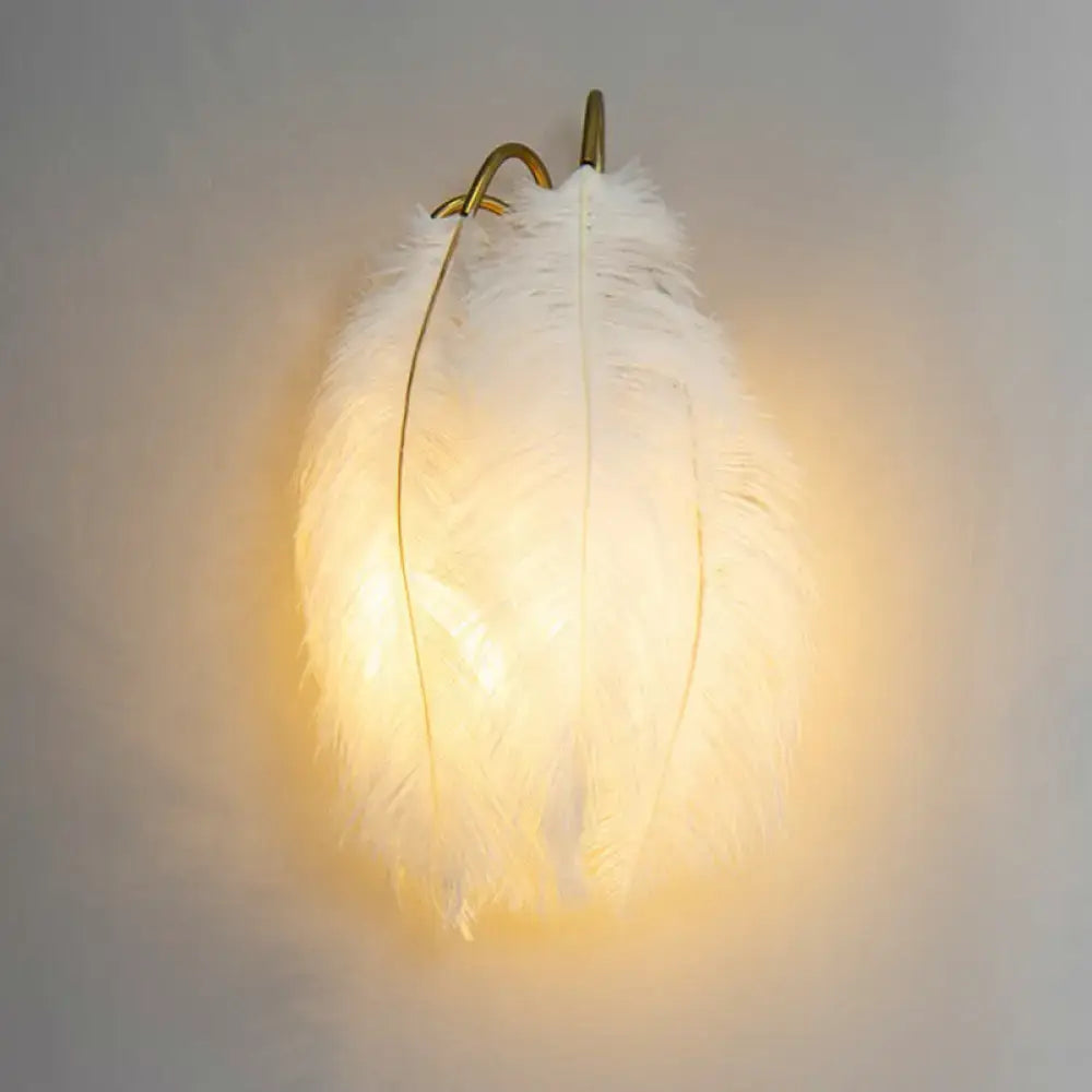 Gold Feather Curved Compact Wall Sconce