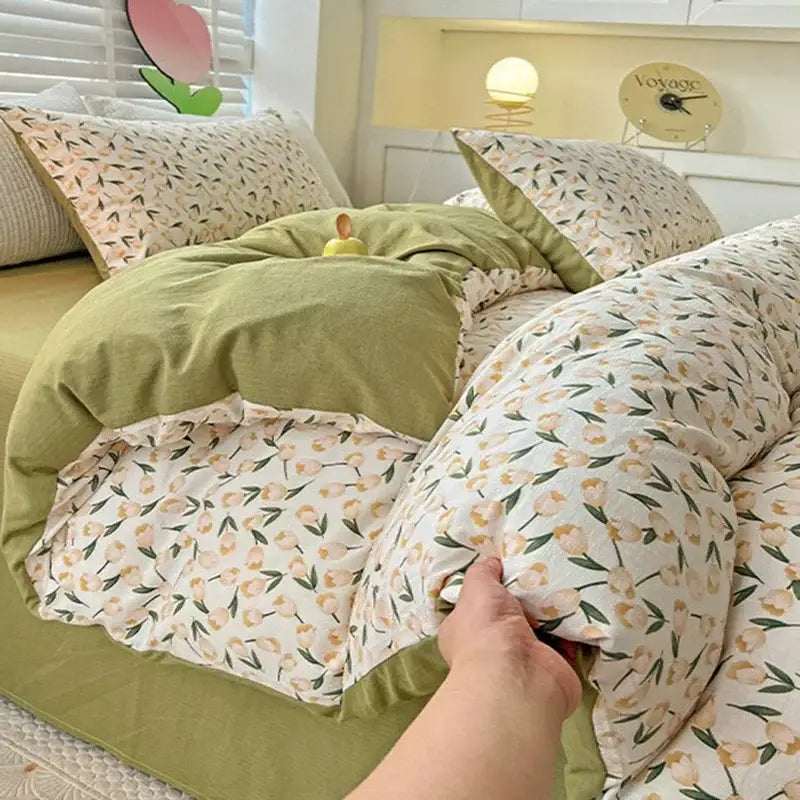 Peach Cream Cotton Quilt Set