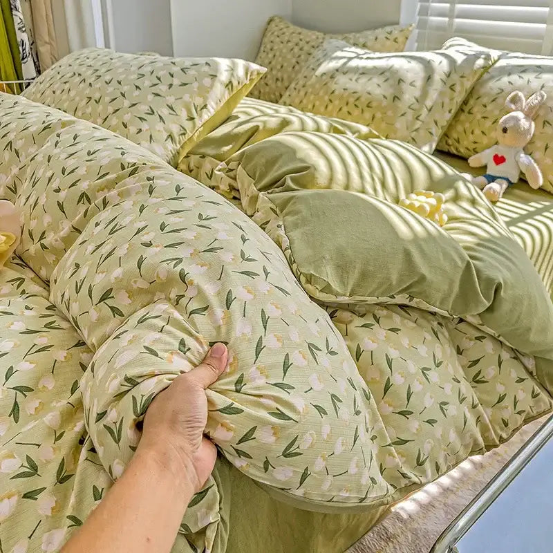 Cream Cotton Comforter Set