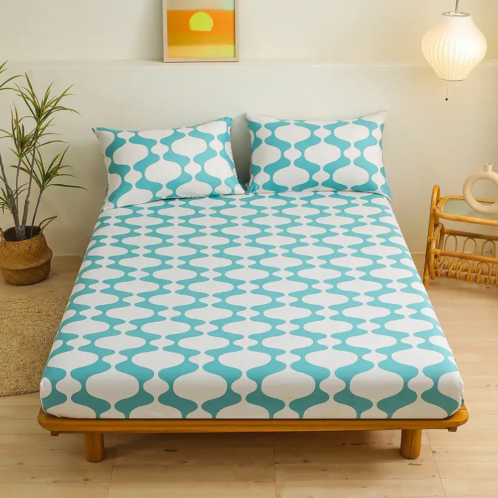 White Gold Geometric Sheet Set