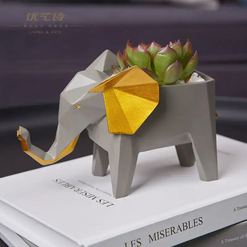 Gray Orange Giraffe Planter