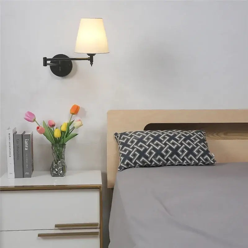 Gold Pleated Wall Lamp