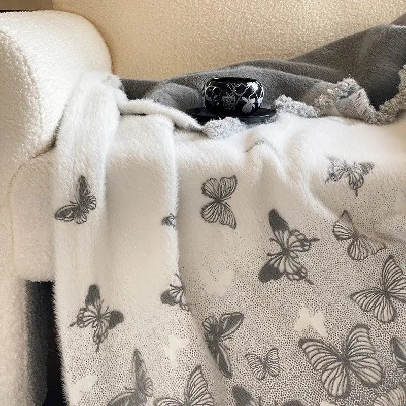 Gray Jacquard Fur Throw
