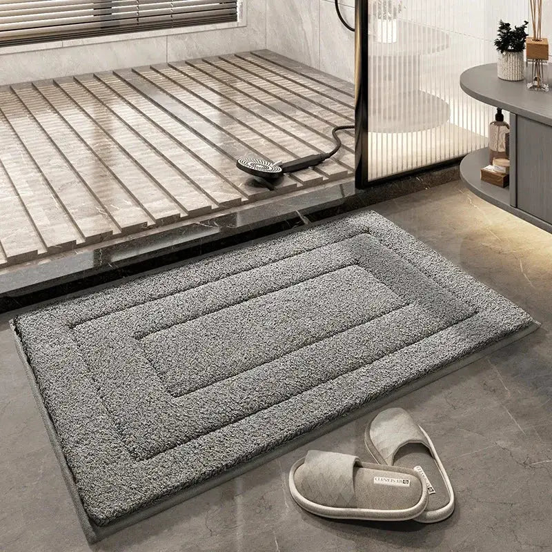 Gray Geometric Bath Mat