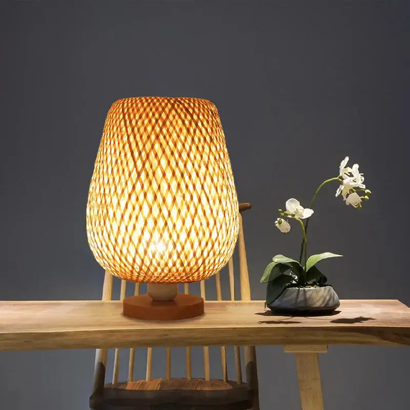 Woven Bamboo Table Lamp