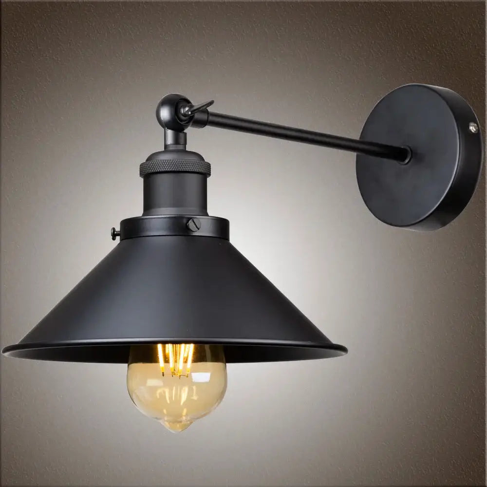 White Metal Wall Lamp