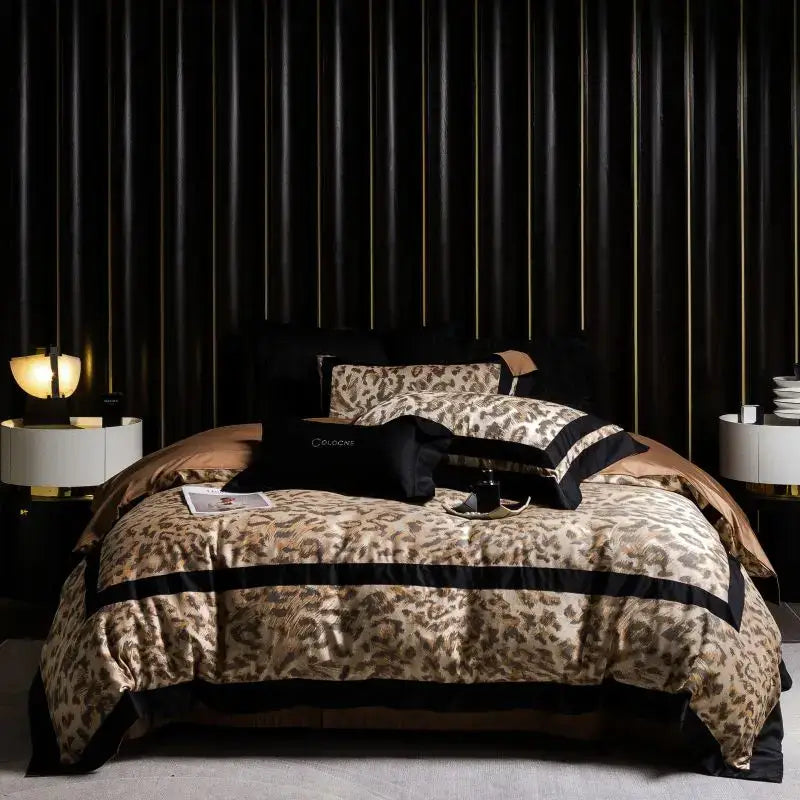 Black Gold Leopard Jacquard Bedding Set King Queen