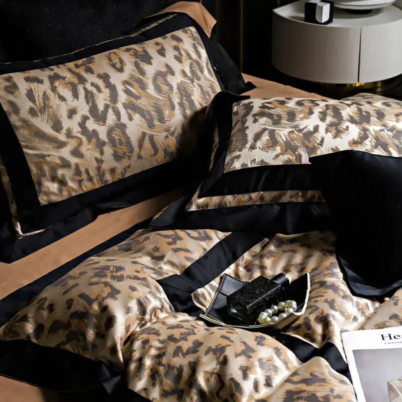 Black Gold Leopard Jacquard Bedding Set King Queen