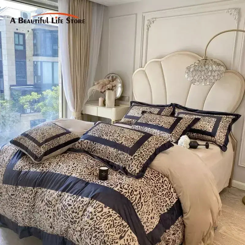Leopard Velvet Bedding Set