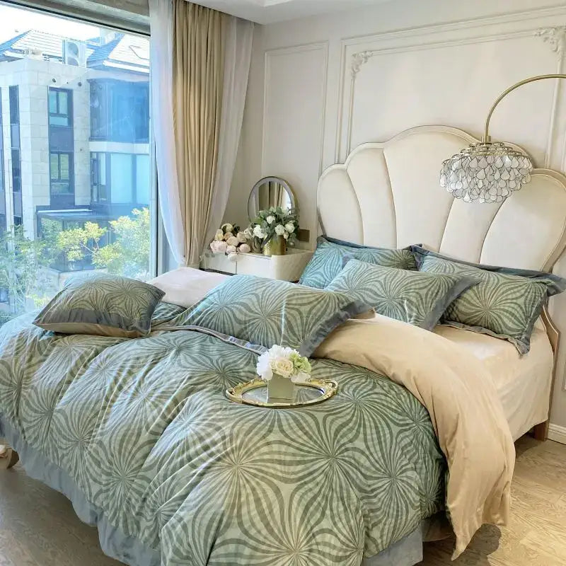 Leopard Velvet Bedding Set