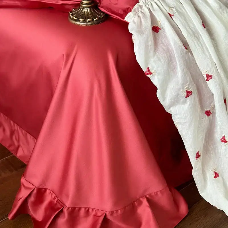 Red White Lace Bedding Set