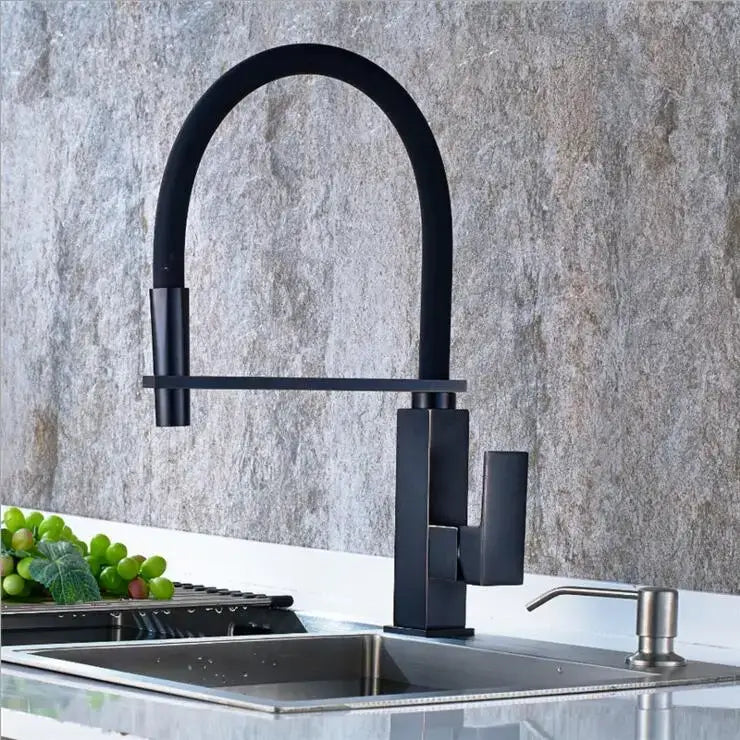Black Swivel Kitchen Faucet Pull-Down Spray