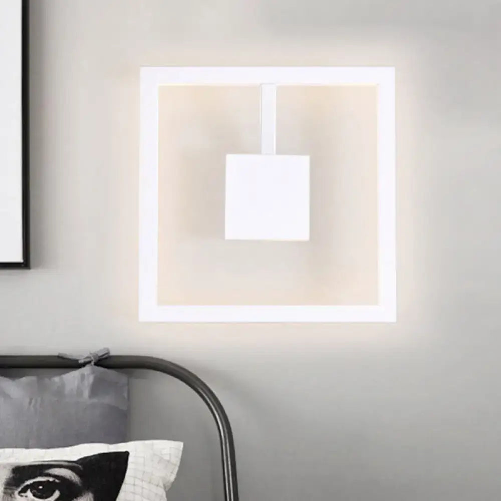 White Acrylic Dual-Voltage Metal Wall Light