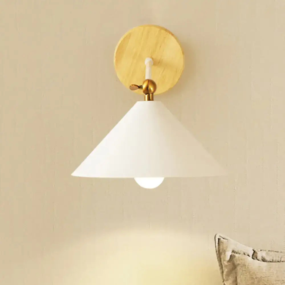 White Brass Pyramid Sconce