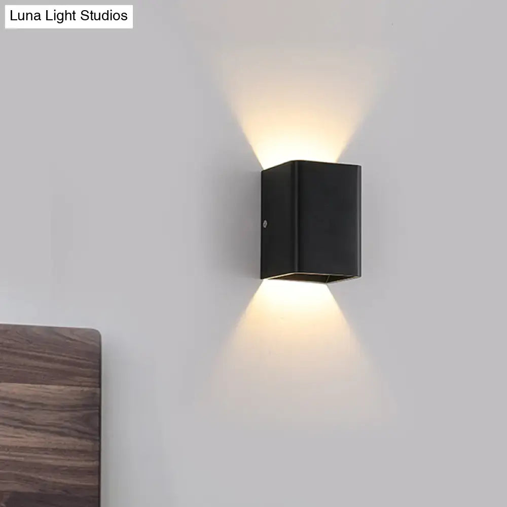 White Brass Cube Wall Lamp
