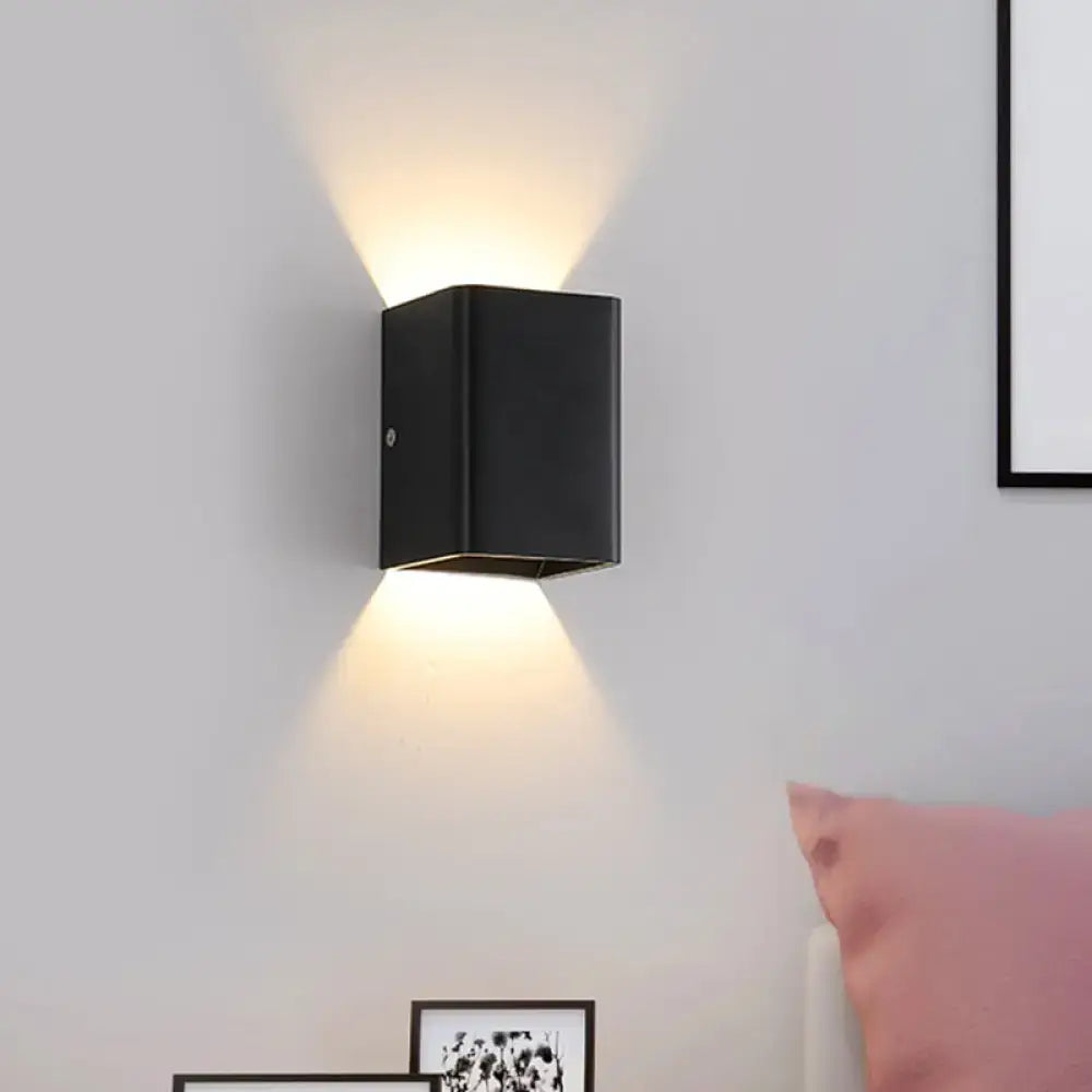 White Brass Cube Wall Lamp