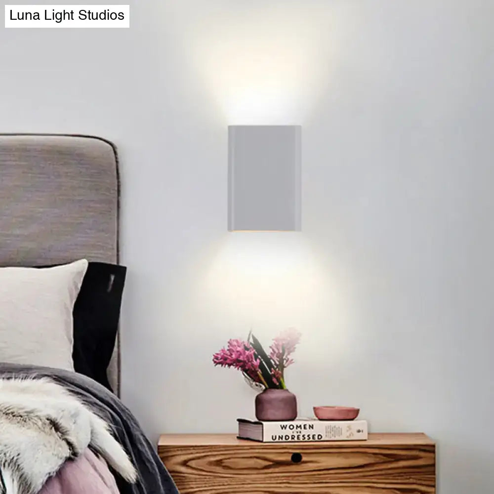 White Brass Cube Wall Lamp
