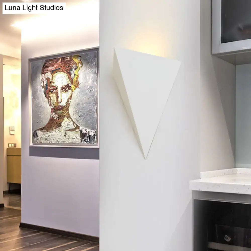 White Cone Wall Lamp