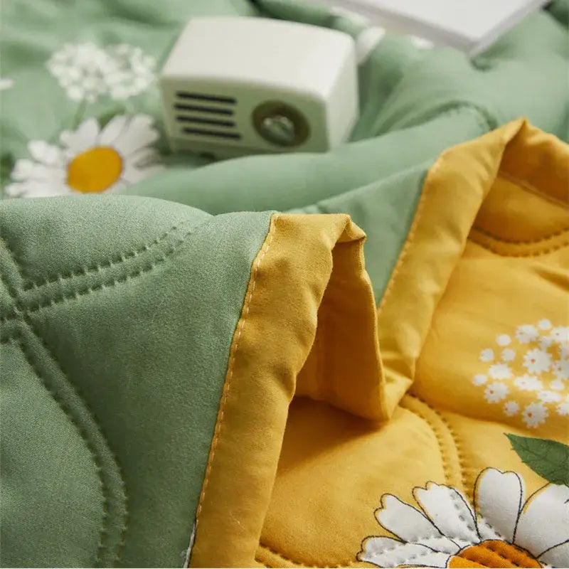 Mint Daisy Quilted Bedding