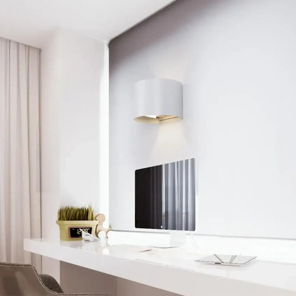 Black Adjustable Aluminum Sconce