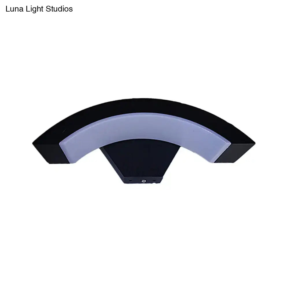 Black Arc Wall Sconce