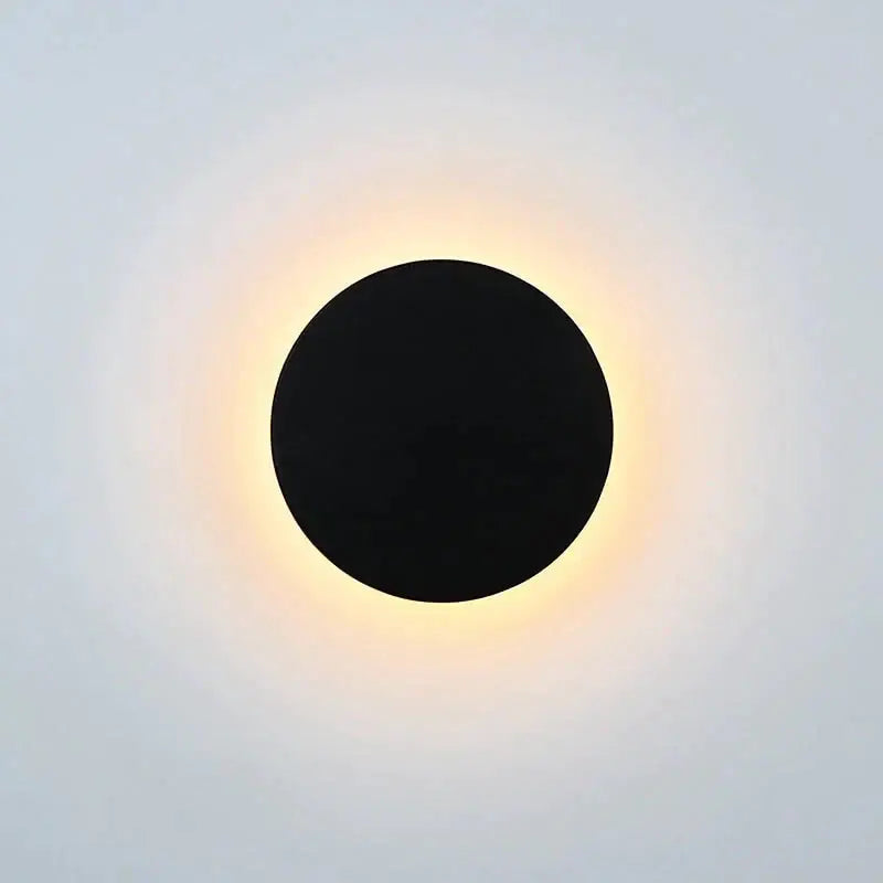 Black Round Outdoor Lamp