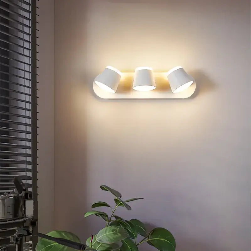 Black Adjustable Wall Sconce 3-Head 15W