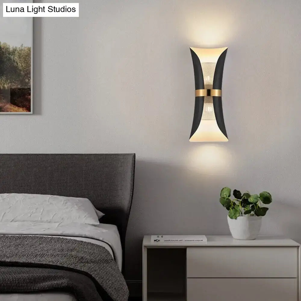 Black Gold Sleek Bedroom Wall Lamp