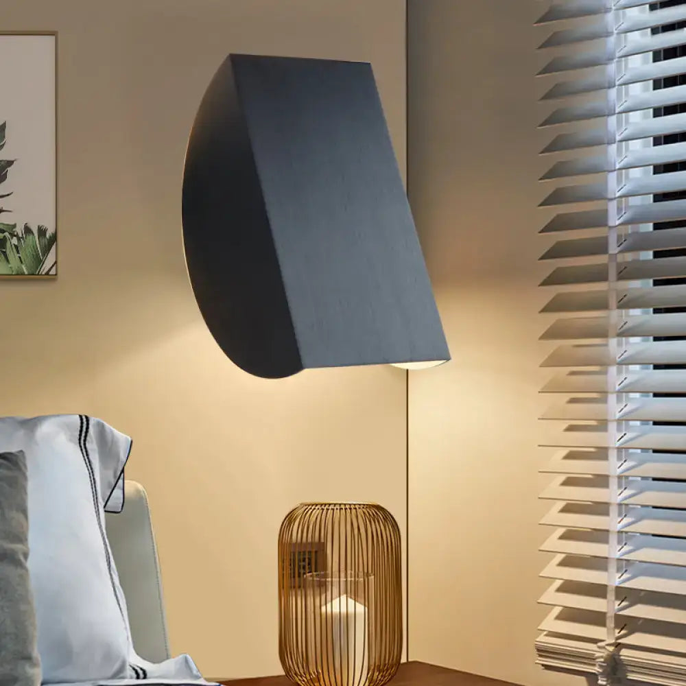 Black Gold Semicircle Wall Sconce