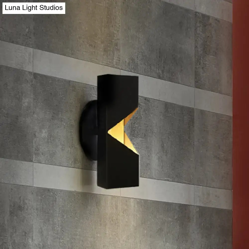 Black Iron Wall Sconce