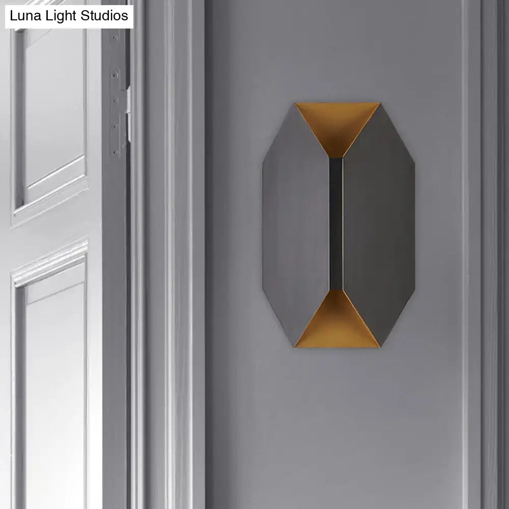 Black Metal Geometric Wall Lamp