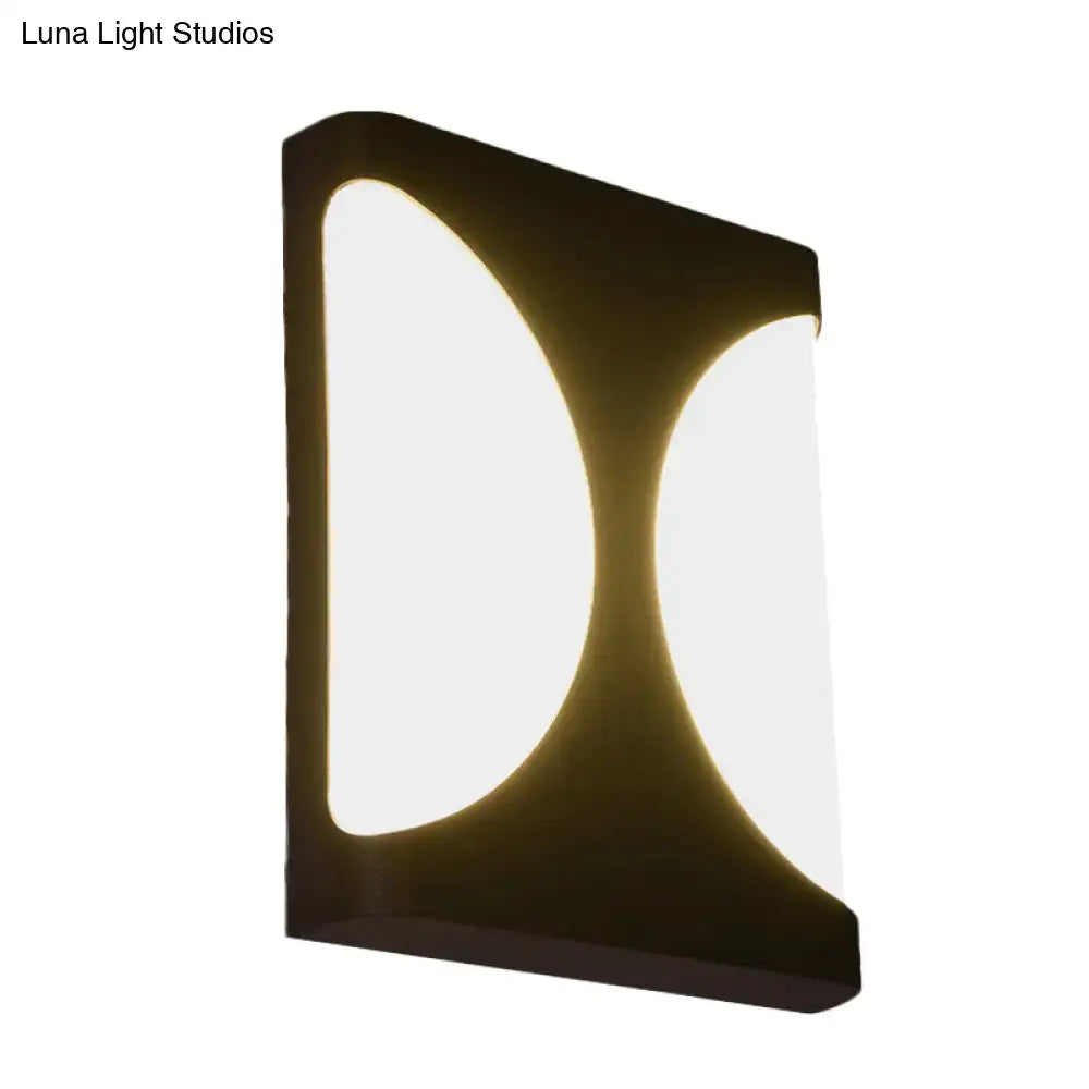 Black Semicircle Wall Light