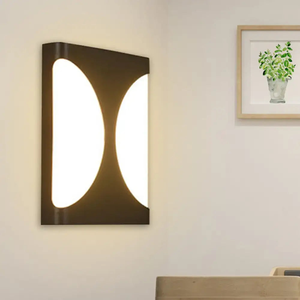 Black Semicircle Wall Light