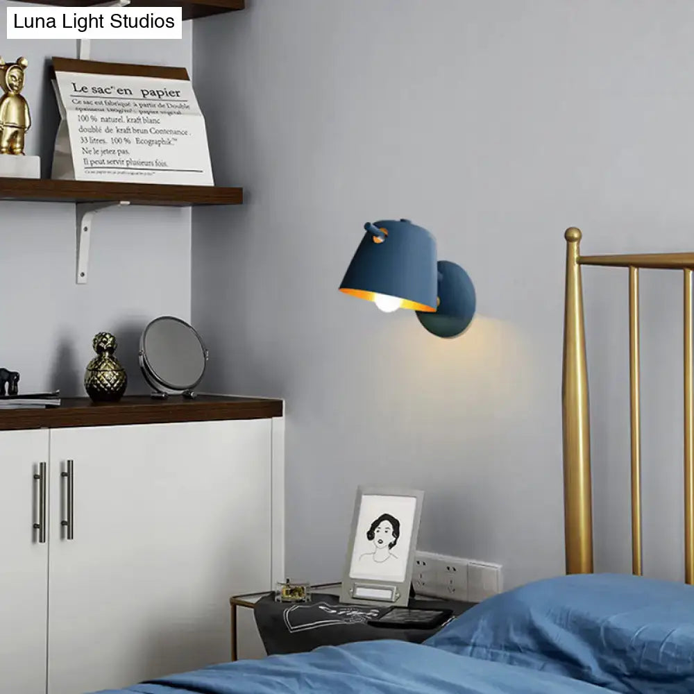 Black Metal Wall Light