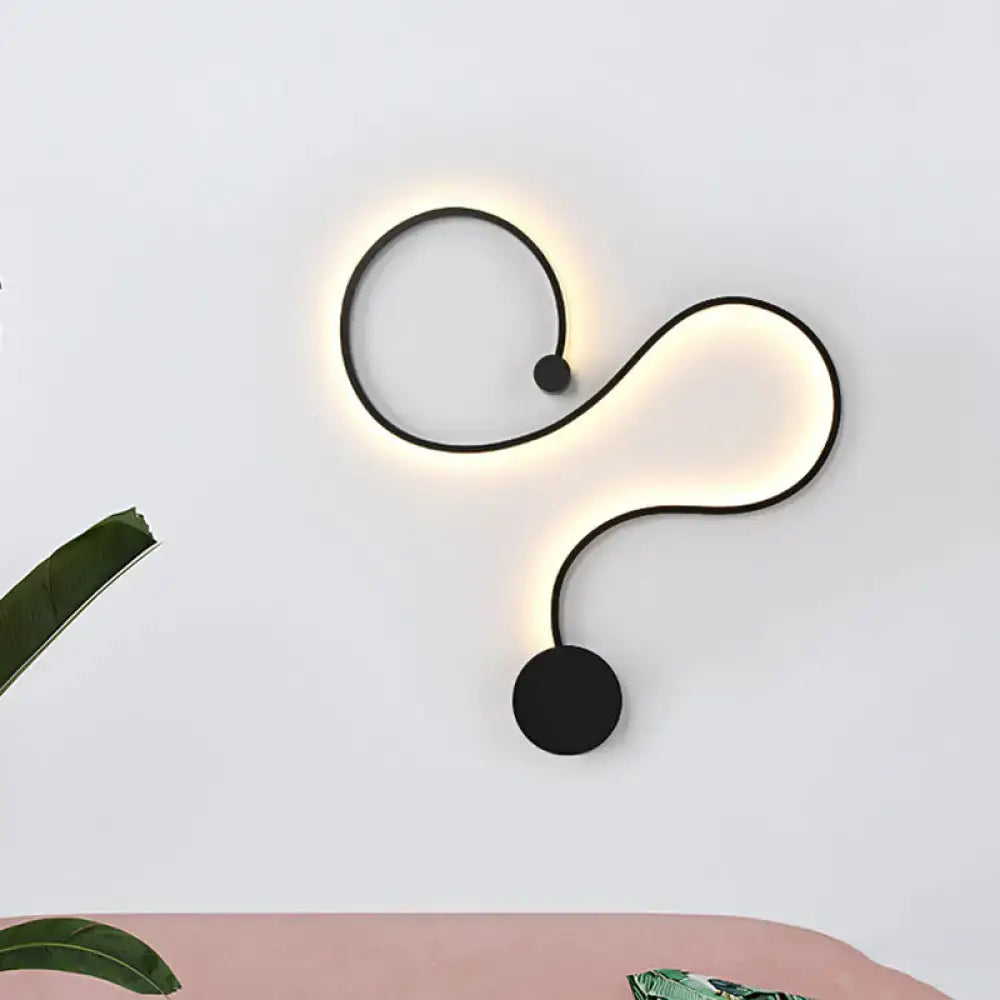 Black Modern Snake-Arm Wall Lamp