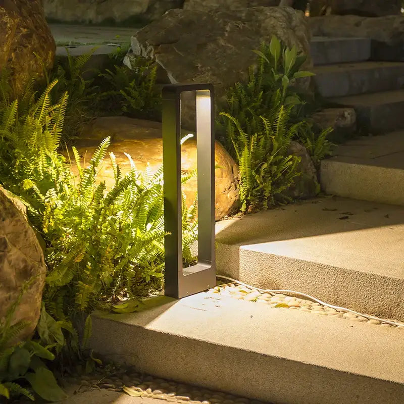Black LED Lawn Lamp