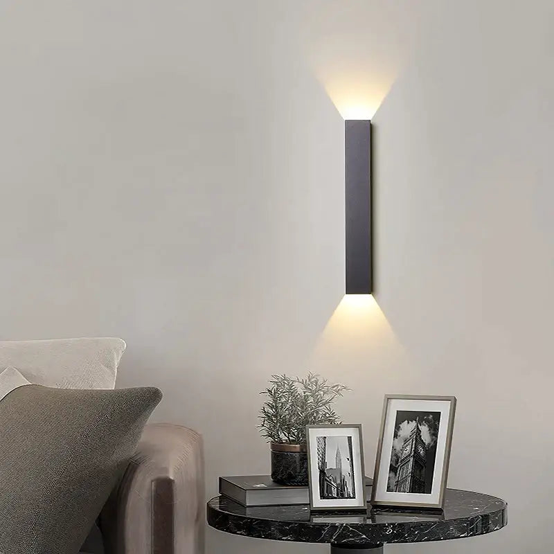 Black Modern LED Sconce Dual-Directional Light
