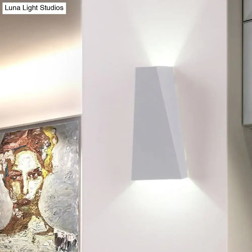 Black Geometric Wall Lamp