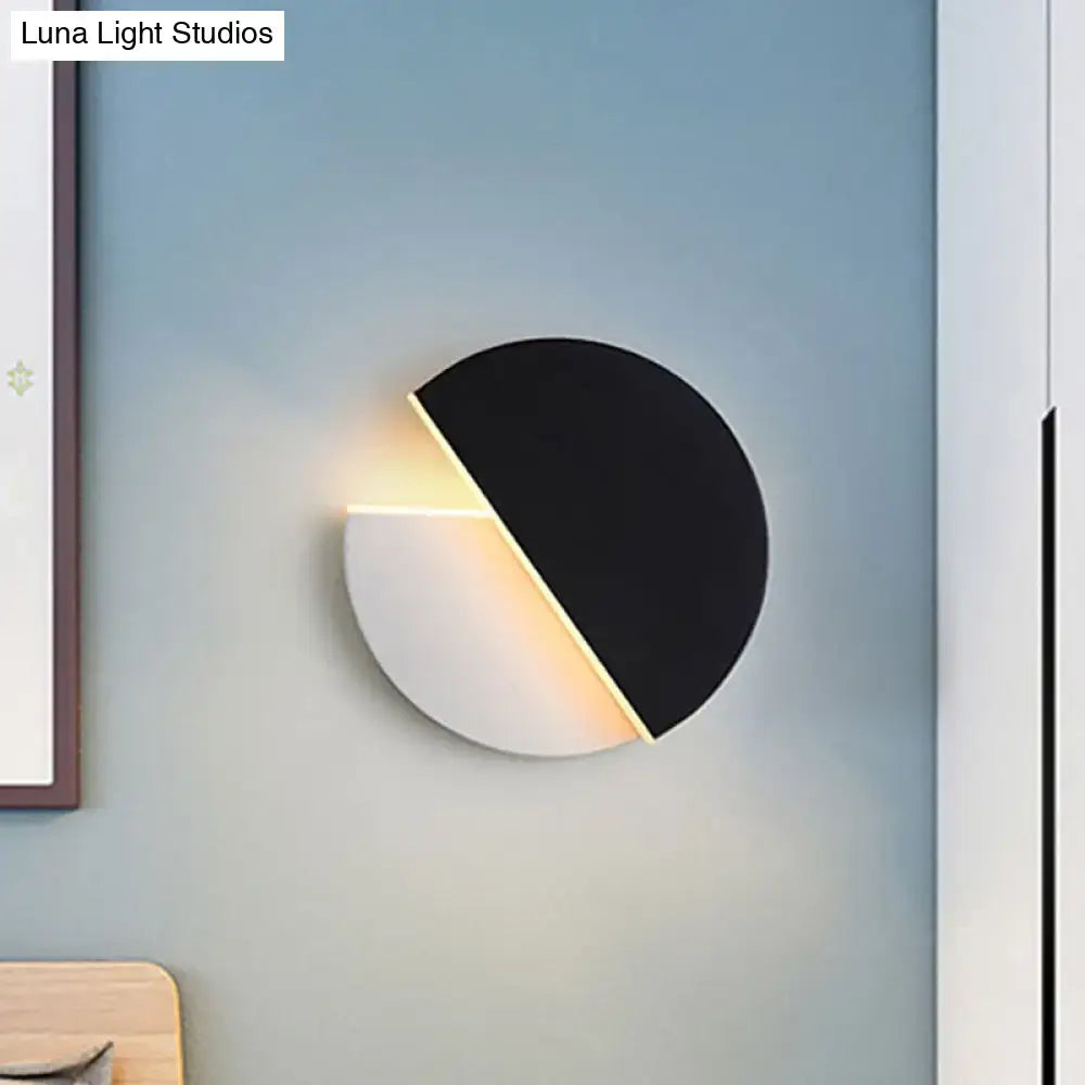 Black Acrylic Minimalist LED Wall Lamp