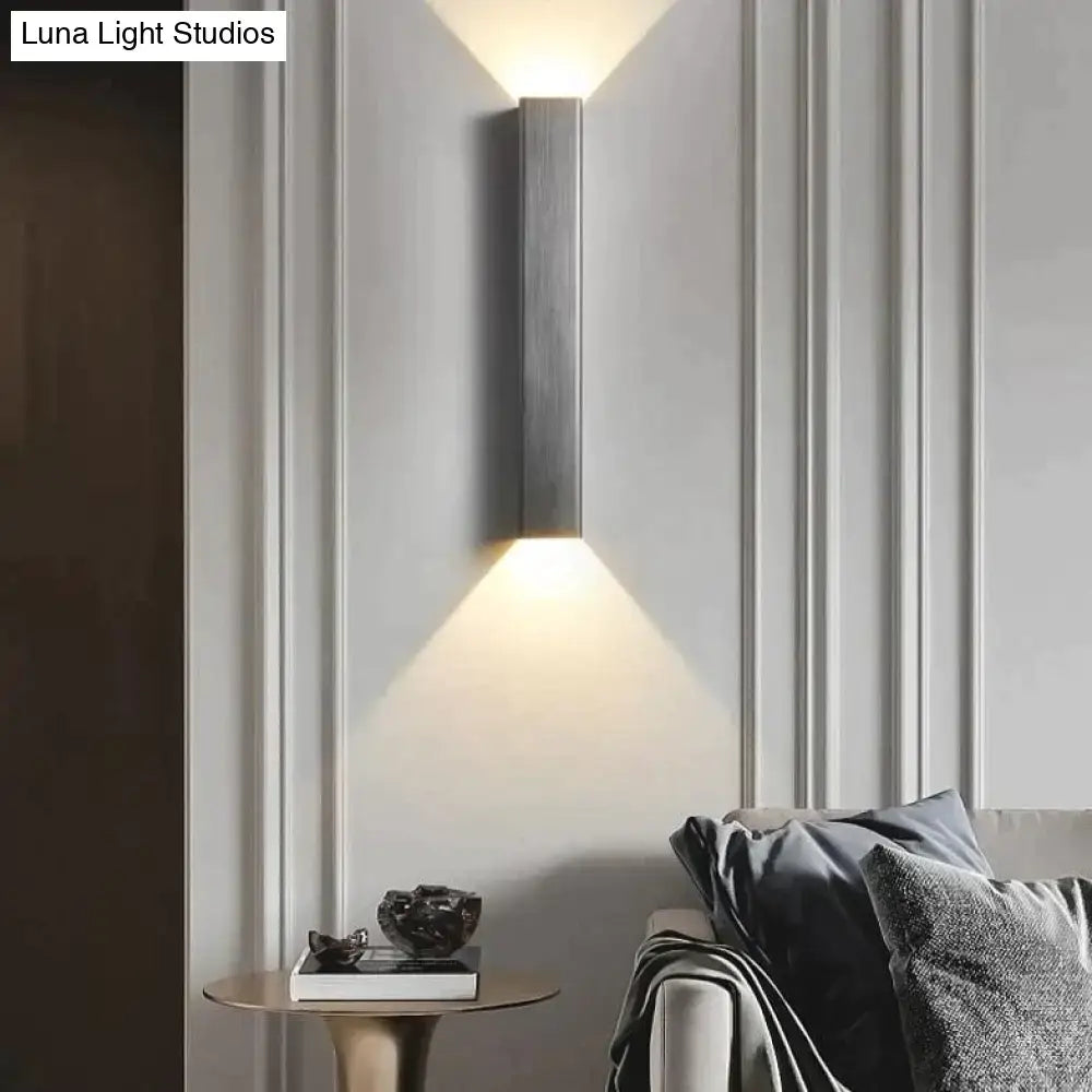 Black Aluminum Wall Sconce