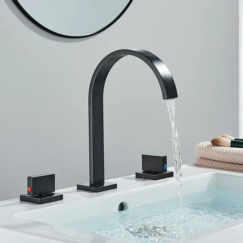 Chrome Dual Handle Bathroom Faucet