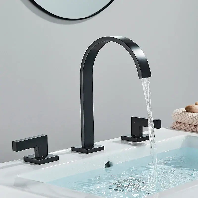 Chrome Dual Handle Bathroom Faucet