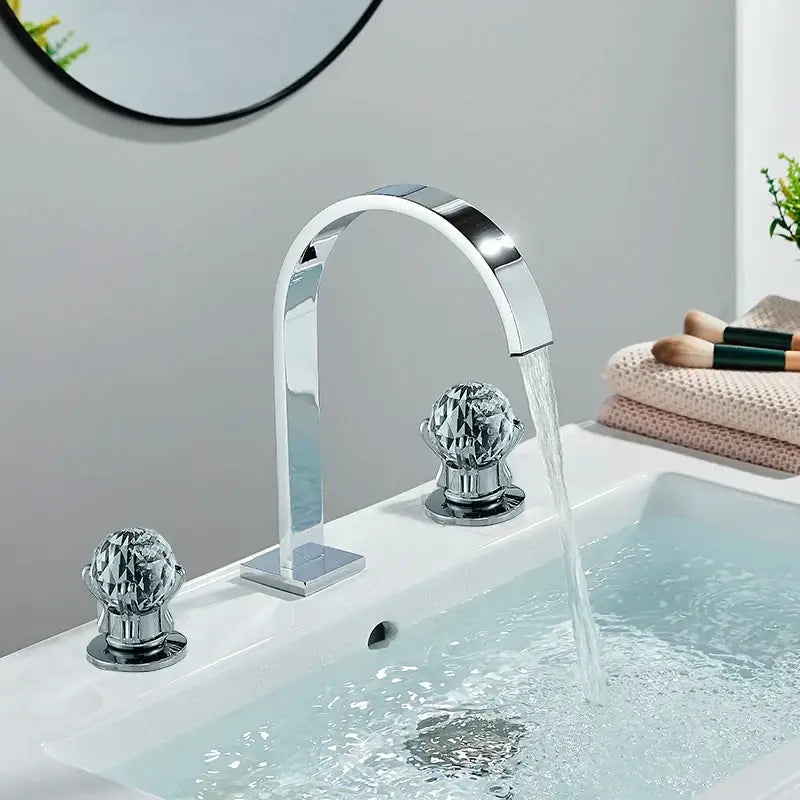 Chrome Dual Handle Bathroom Faucet
