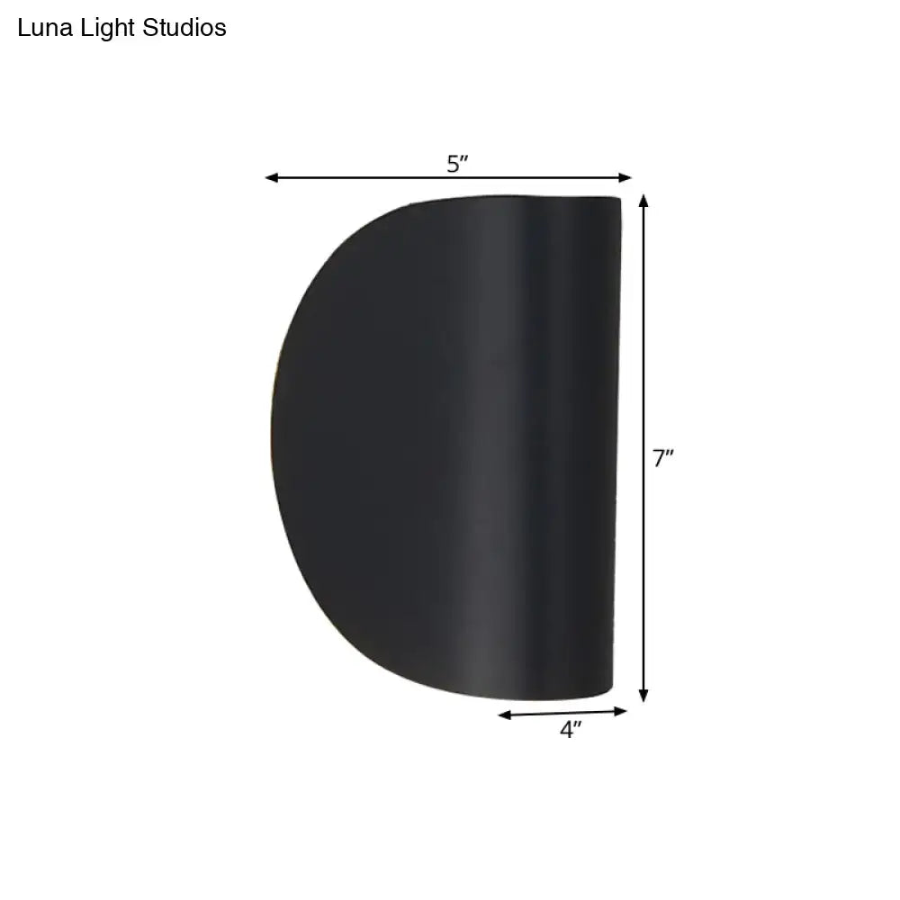 Gold Metal Compact Wall Sconce