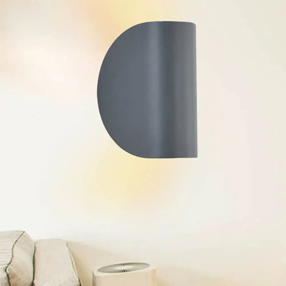 Gold Metal Compact Wall Sconce